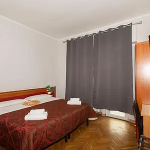 Gioia 2* Milan