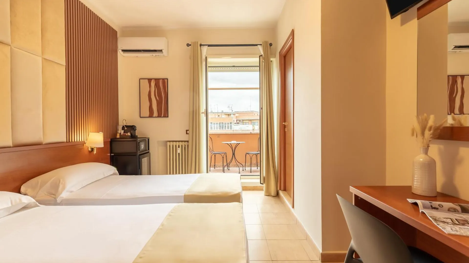 Albadomus Affittacamere O Guesthouse Rome